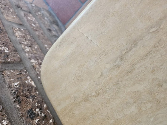 Image 1 of Tavolino da caffè in travertino italiano, anni '70