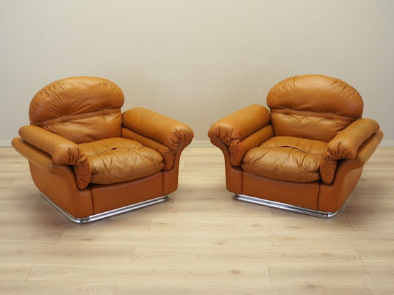 Image 1 of Fauteuil orange, design de l'âge de l'espace, années 1960, production : Italie