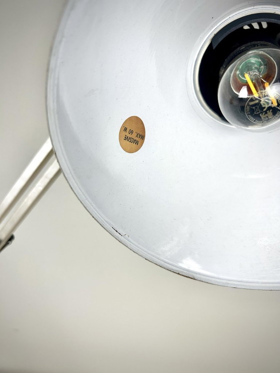 Image 1 of Pixar-style vintage articulated Massive lamp - white and black