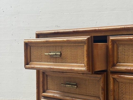 Image 1 of Credenza vintage con frontali in rattan e maniglie in ottone, Italia anni '70