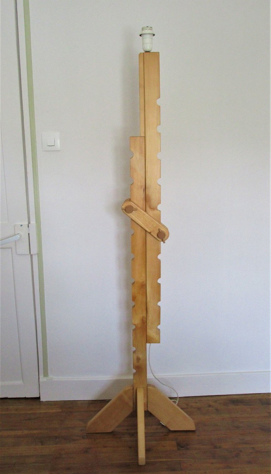 Image 1 of lámpara de pie de haya maciza con sistema