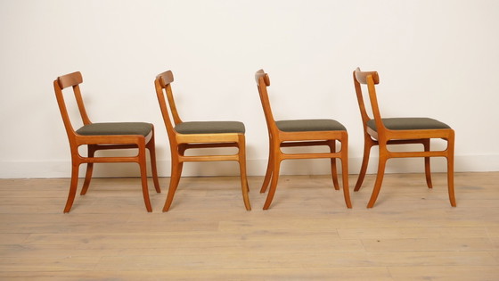 Image 1 of 4 x eetkamerstoel | Ole Wanscher | Kersenhout | Opnieuw gestoffeerd