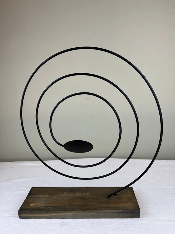 Candelabro espiral escultural – Portavelas, Wood, Iron (photo 9 of 12)