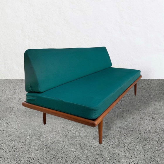 Image 1 of Divano "Minerva" di P. Hvidt & O. Molgaard Nielsen, 1960