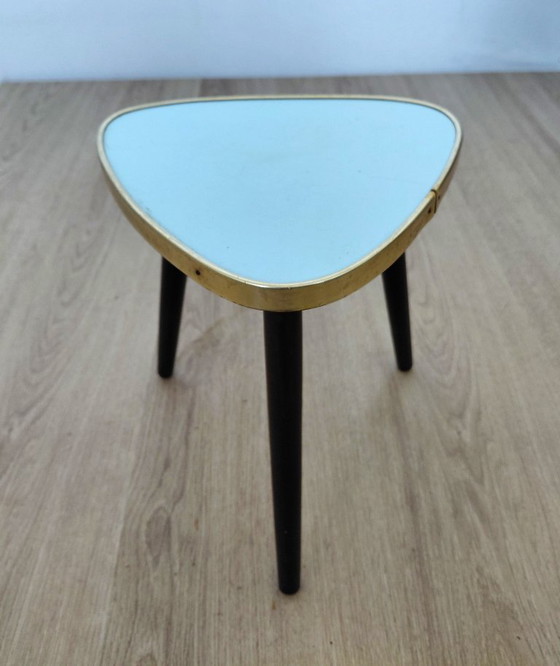 Image 1 of Vijftiger jaren bijzettafel in lichtblauw