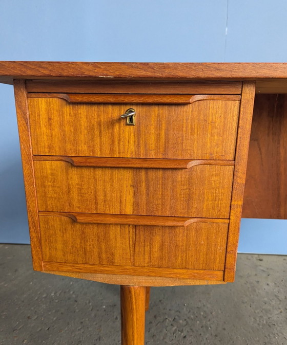 Scrivanie danese vintage in teak autoportante, anni '60, Legno, Marrone (foto 5 di 15)