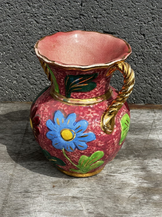 Image 1 of Beau Vase Vallauris Rose Bonbons et Motifs Floraux H 20 cm