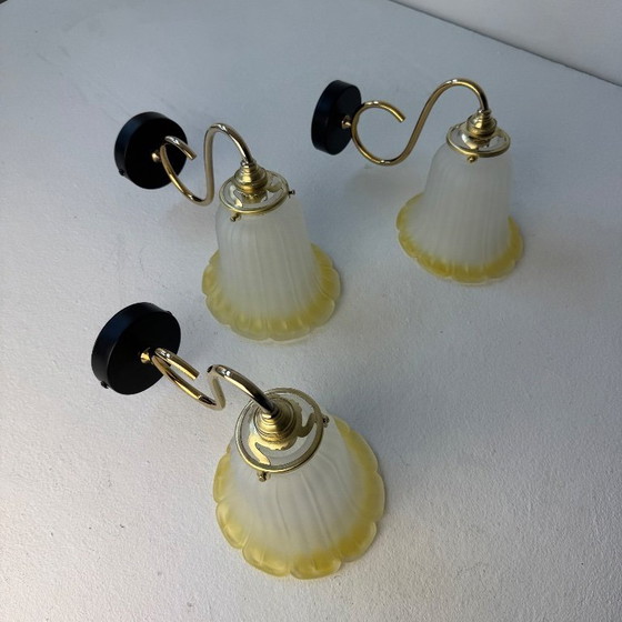 Image 1 of SET VAN 3 VINTAGE MEERKLEURIGE WANDLAMPEN