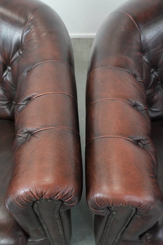 Image 1 of 3 fauteuils club Chesterfield classiques en cuir de vachette