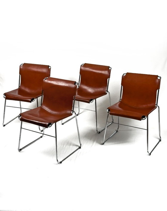 Image 1 of 4x vintage modernistische Italiaanse buisvormige chromen en leren stoelen, jaren 70