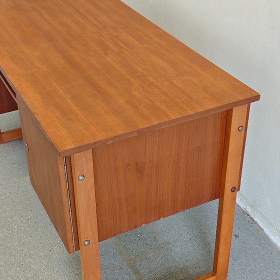 Image 1 of bureau vintage en bois