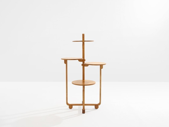 Image 1 of André Groult tafel met vier etages, esdoorn- en beukenhout, circa 1920.