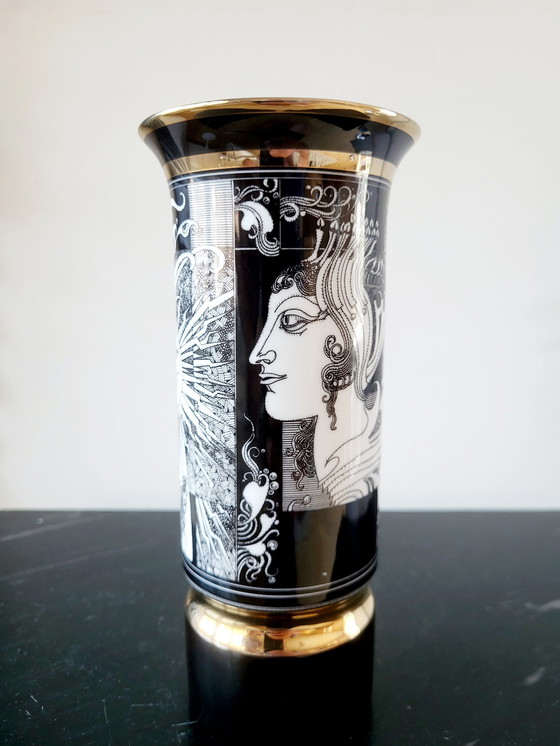 Image 1 of Vaso in porcellana Hollohaza, Designer: Endre Szasz, Ungheria, 1926-2003