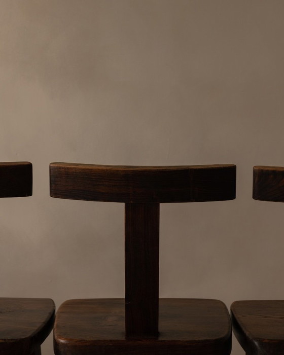Image 1 of Set of 3 Vintage “T” Dining Chairs by Aranjou, France (c.1960s) – Stained Elm, Brutalist Sculptural