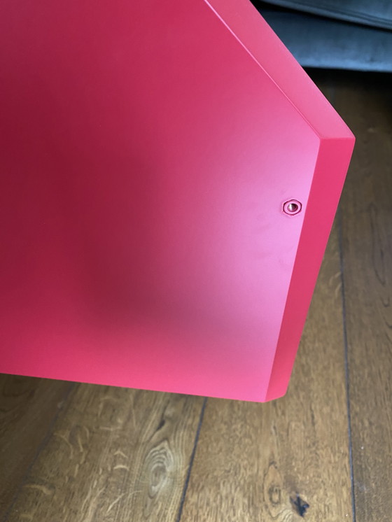 Image 1 of Mueble estilo Memphis 4 bloques rojos sueltos 40x40x40 cm