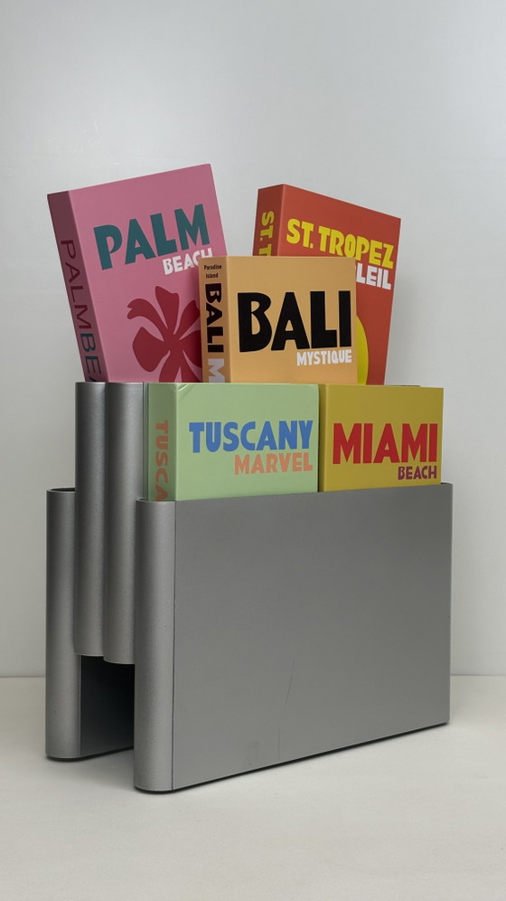 Image 1 of Portarevistas de diseño Kartell Giotto Stoppino gris metalizado