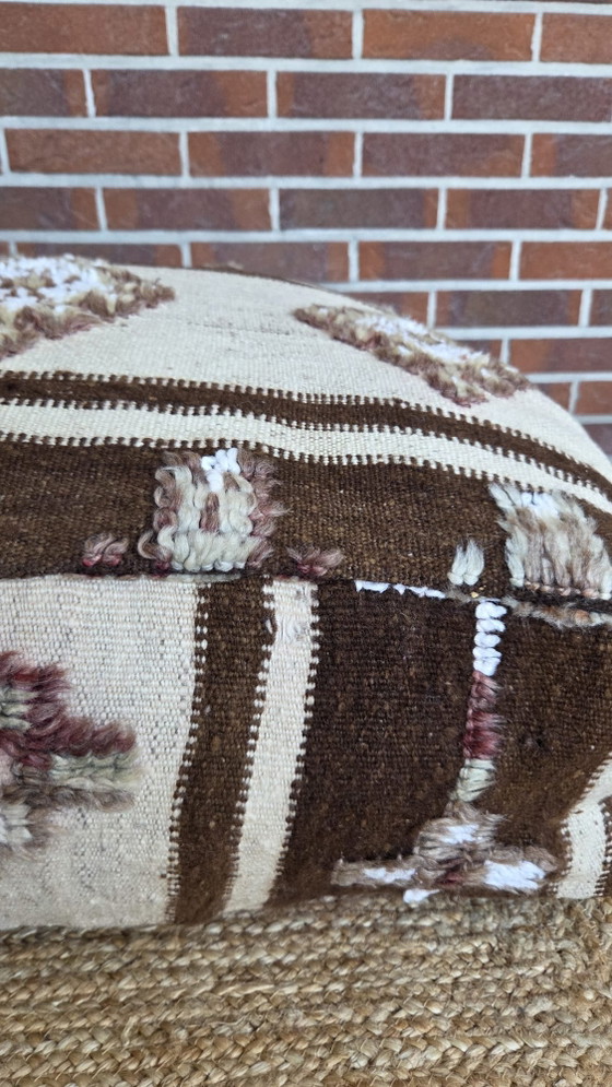 Pouf berbère Kelim – Poufs & repose-pieds, Wool (photo 4 of 5)