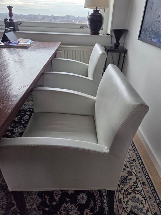 Image 1 of 4 wit leren eetkamerstoelen Wittmann