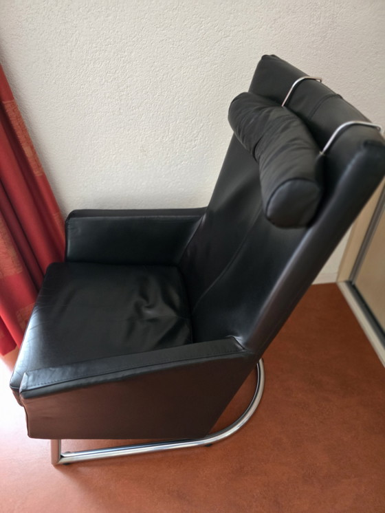 Image 1 of Fauteuil Montis Madonna (cuir noir)
