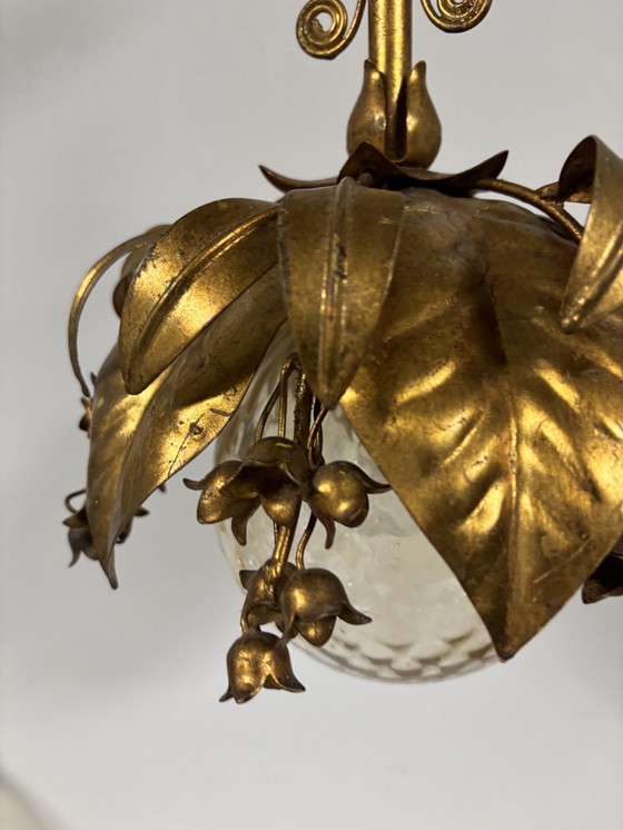 Image 1 of Lampada a sospensione placcata oro, a forma di campanelle di glicine. Disegnata da Banci Firenze negli anni '60.