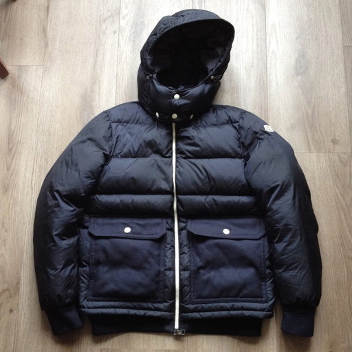 Doudoune Moncler bleu
