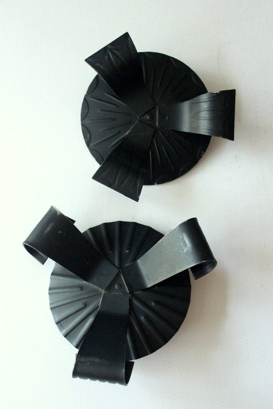 Image 1 of Set van 2 smeedijzeren kandelaars - decoratie uit de jaren 50