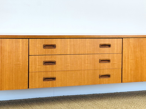 Image 1 of Scandinavisch dressoir van teakhout, 1960