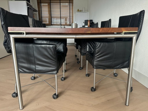 Mesa de comedor Hook (de Bert Plantagie)