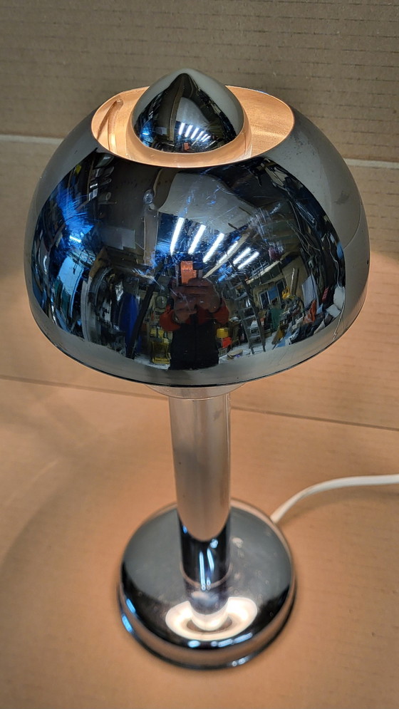 Image 1 of Lampada da tavolo vintage cromata in stile spaziale