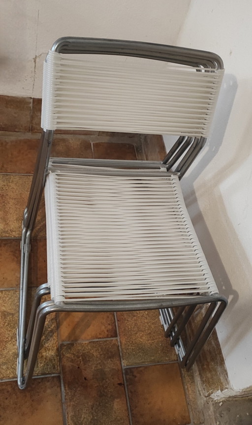 IKEA MELKER Vintage Spaghetti Stühle
6er Set-90er Designklassiker – eetkamerstoelen, Plastic, Chrome (photo 2 of 13)