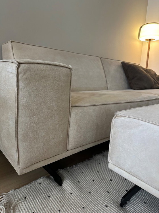 Cartel Living - Nomad Sofa & Pouf, 2 Sitzer Sofas, Stoff, Metall, Beige, Modern (Foto 4 von 5)