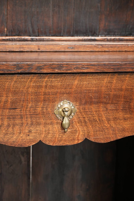 Precioso Aparador con vitrina Antiguo Inglés del Siglo XVIII de Madera de Roble con Cristal Original y (photo 10 of 10)