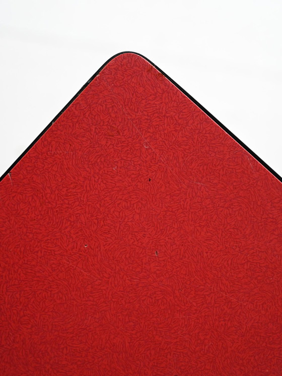 Image 1 of Table de salle à manger scandinave, années 1960, avec plateau en formica rouge