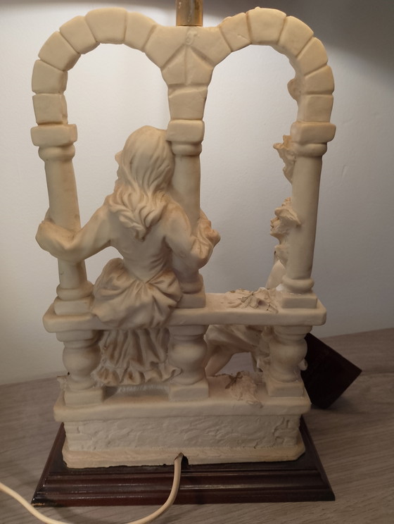 Image 1 of Lampe sculpture G Armani l arte nel mondo Capodimonte en biscuit de porcelaine italien 