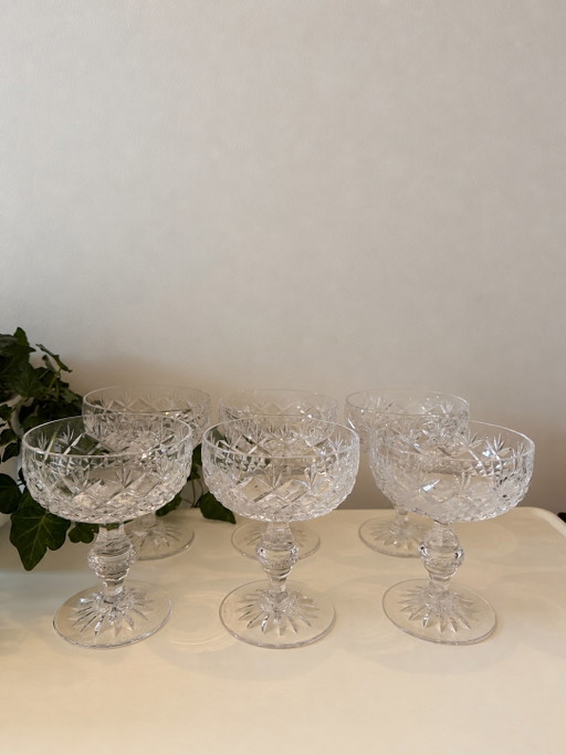 Lot de 6 verres à champagne coupe en cristal taillé