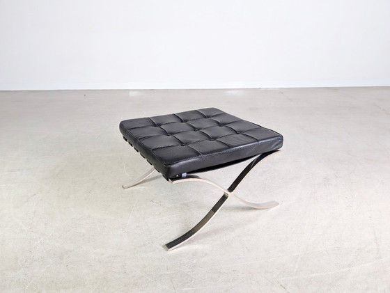 Image 1 of Sgabello Knoll International Barcelona Mies van der Rohe in pelle nera