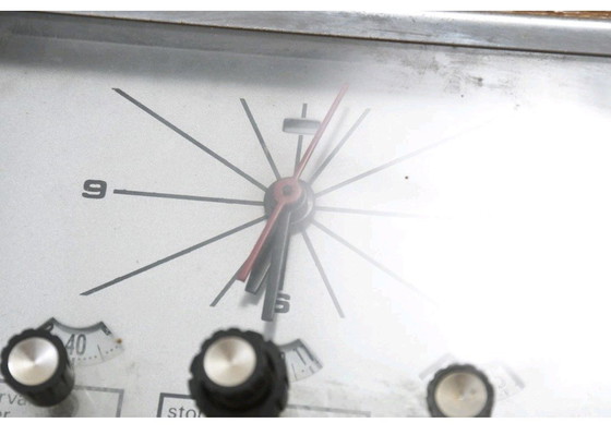 Image 1 of Küchen Zeitschaltuhr gemarkt WB-8084 Chicago USA mit Holzgehäuse