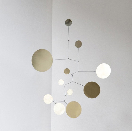 Image 1 of Grote mobiele sculptuur in messing Space Age