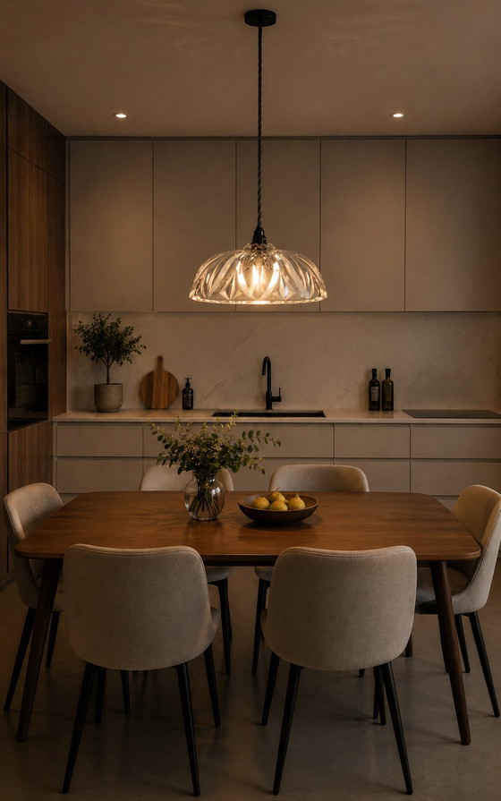 Image 1 of Sfeervolle grote glazen lamp met mooi patroon.