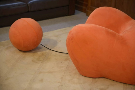 "Mamma" poltrona con poggiapiedi di Gaetano Pesce – Poltrone (photo 3 of 10)