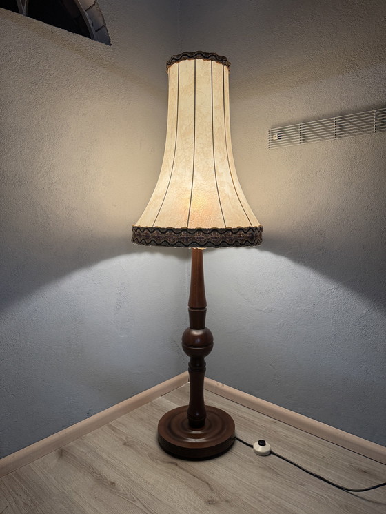 Image 1 of Vintage standing lamp with classic shade and wooden base