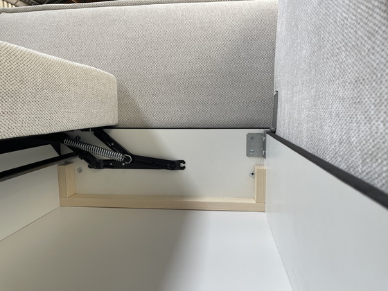 Image 1 of Divano letto con poggiapiedi