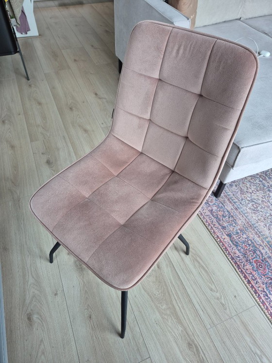 Image 1 of Ensemble de 4 chaises de salle à manger en velours rose