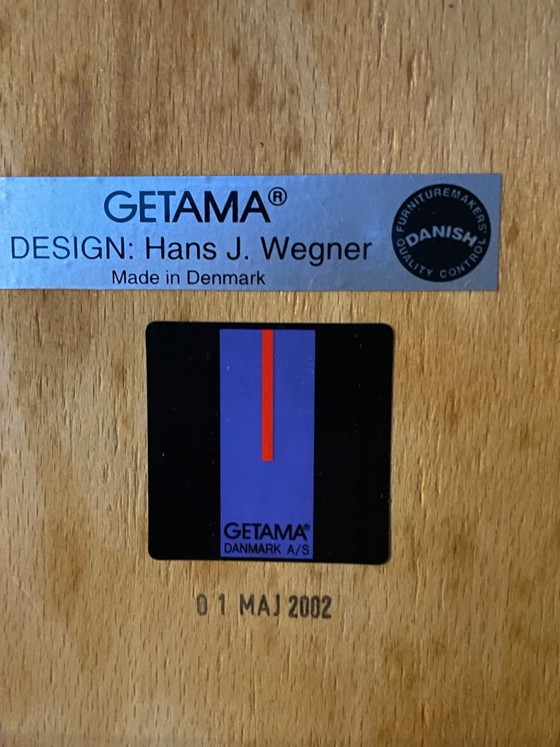 Fauteuil Getama, conçu par Hans J. Wegner, bois et textile bleu, Scandinavian (photo 5 sur 10)