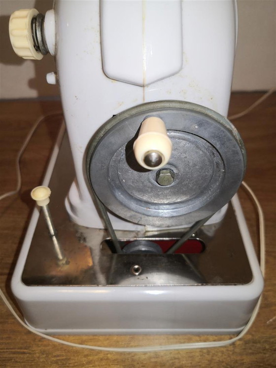 Image 1 of Rare Antique Toy Sewing Machine / Retro Vintage 60's