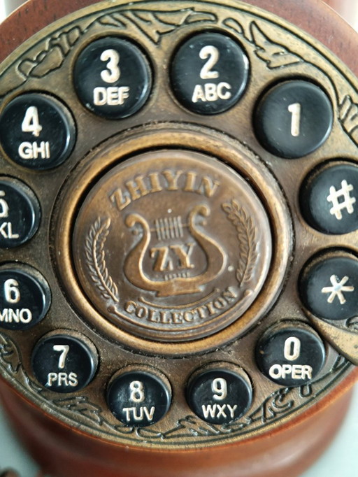 Vintage Zhiyin Collection rotary dial telephone