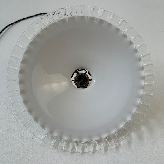 Image 1 of SUSPENSION ANCIENNE DENTELEE EN OPALINE  25 CM VINTAGE