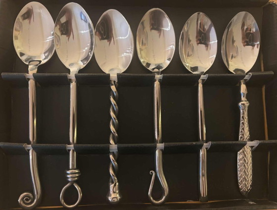 Image 1 of Vintage roestvrijstalen soeplepels: Set van 6 verschillende dinerlepels