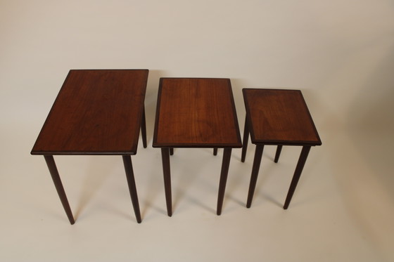 Image 1 of Vintage side tables 'nesting tables'
