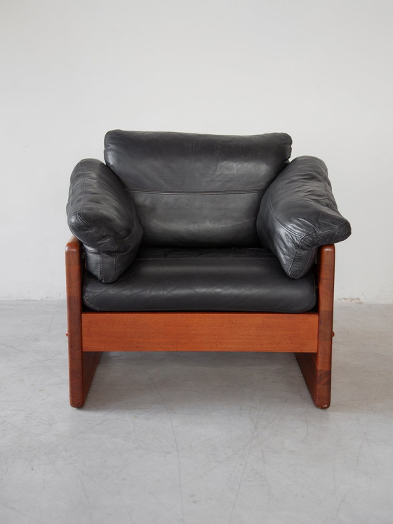 Image 1 of A. Mikael Laursen & Søn, Moderne Brutalistische stoel van massief teakhout